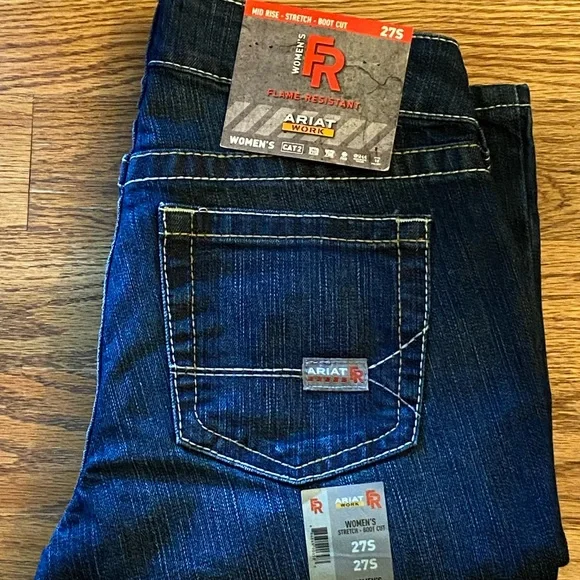 NWT ARIAT JEANS - Picture 1 of 9